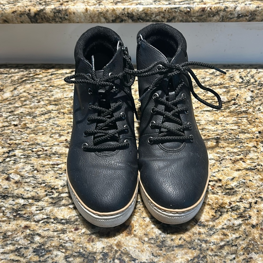 Dr Scholls black shoes